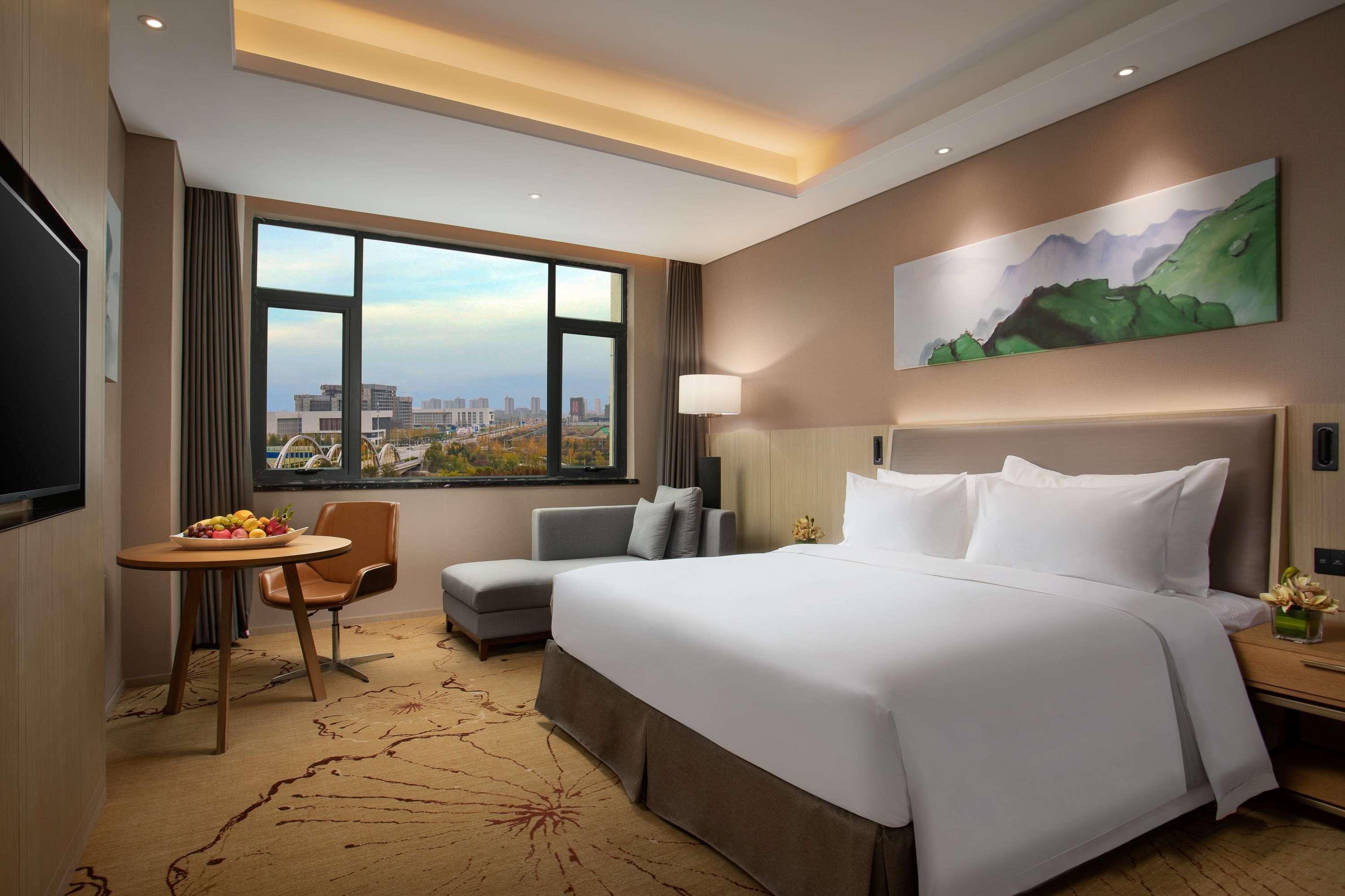 Ramada Wyndham Zhengzhou Xinzheng Hotel Xinzheng  Exterior foto