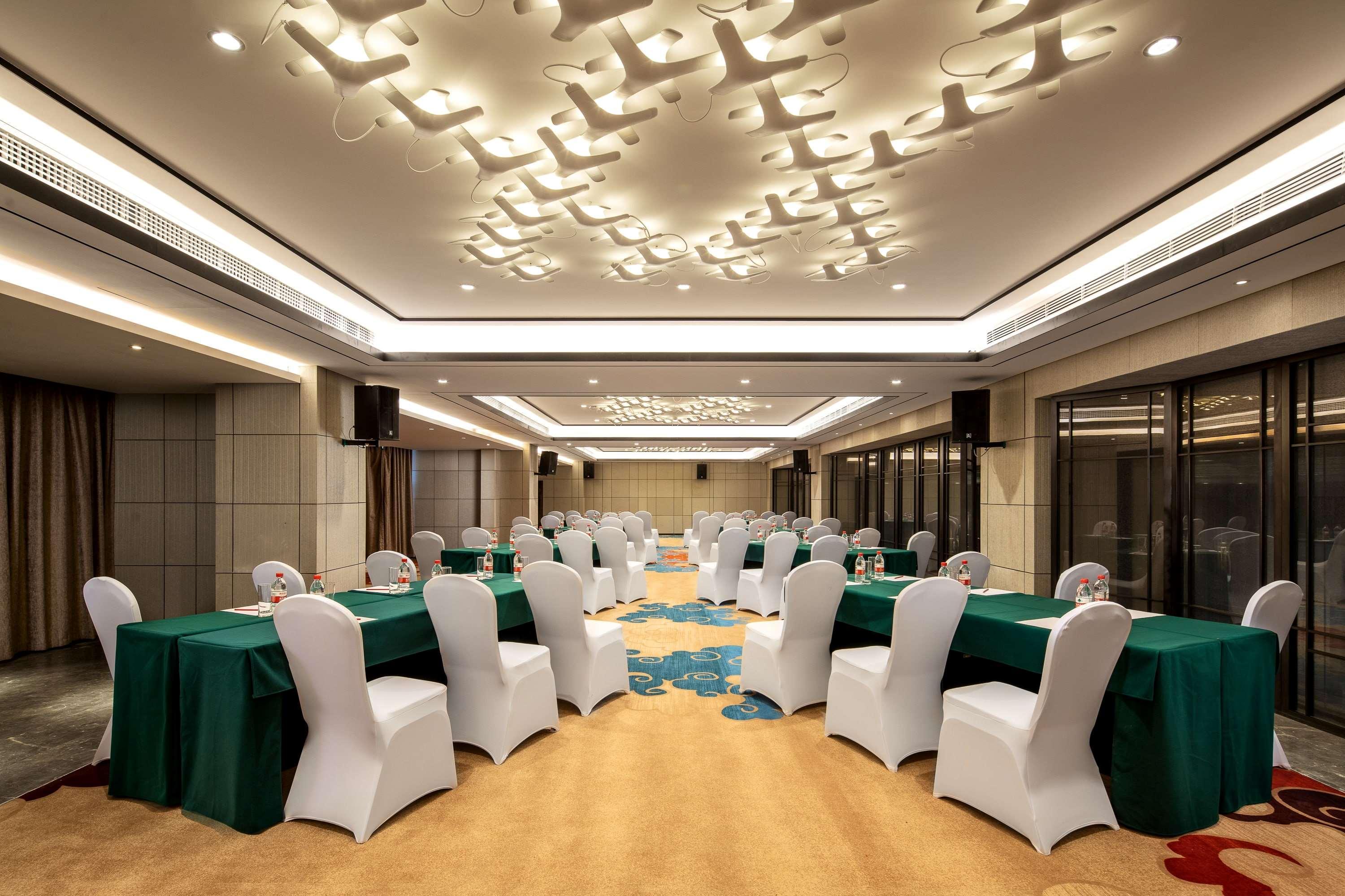 Ramada Wyndham Zhengzhou Xinzheng Hotel Xinzheng  Exterior foto